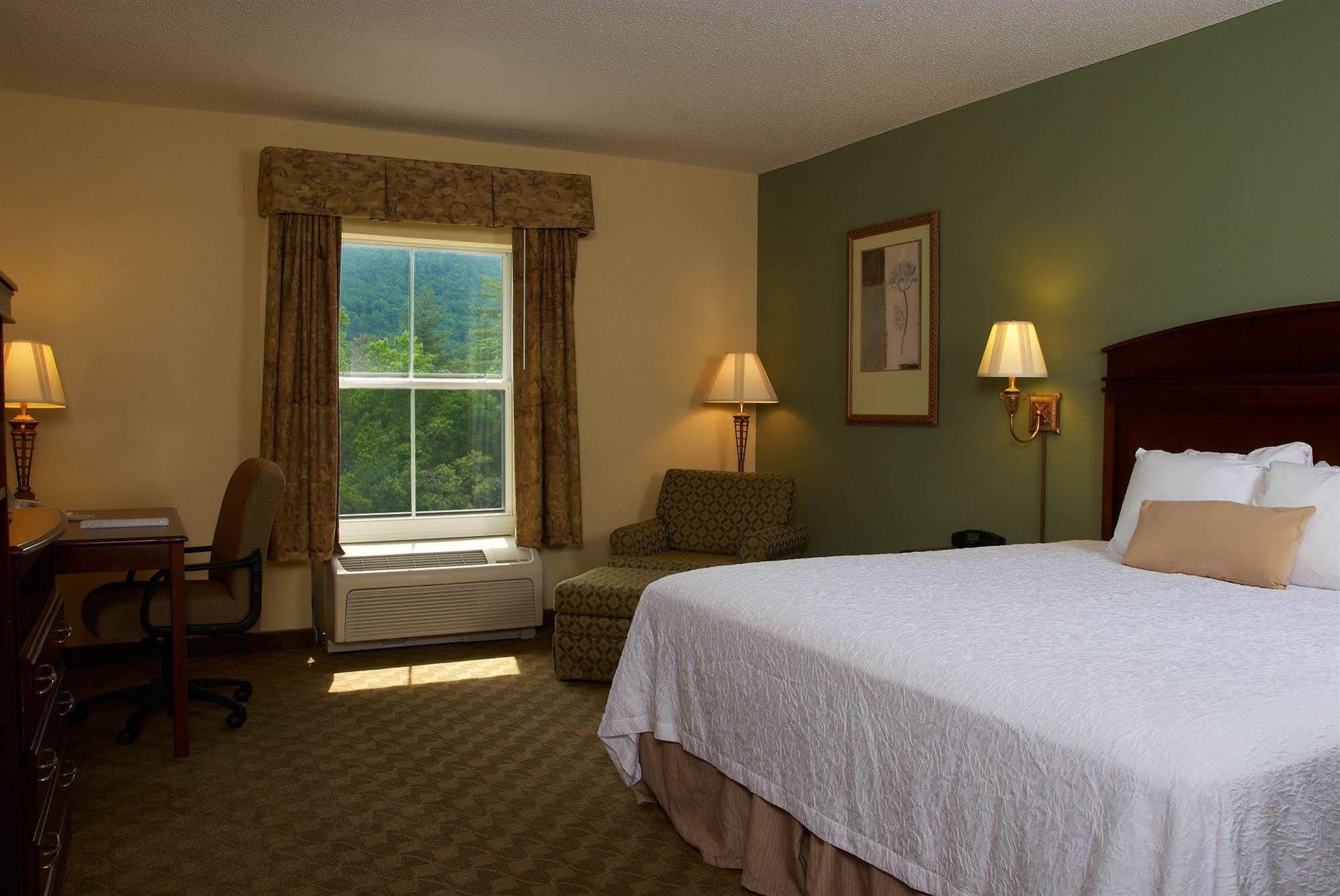 Hampton Inn & Suites Cashiers - Sapphire Valley Exteriér fotografie